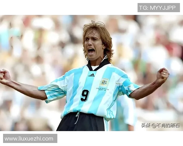 中外足球明星的璀璨星光与传奇故事交织的精彩瞬间