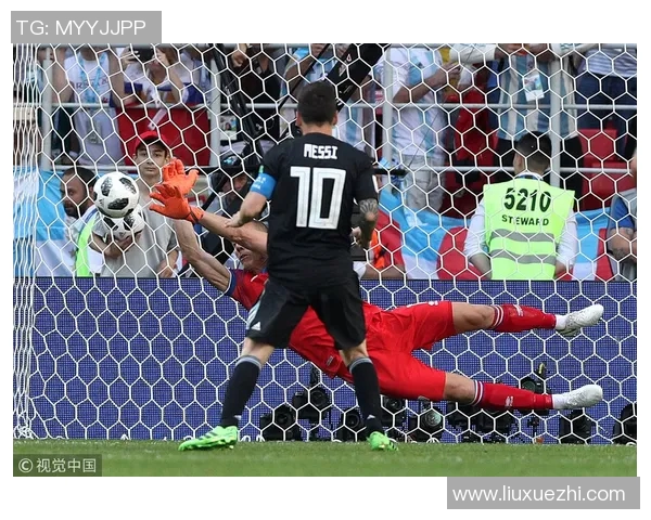 火箭队与马刺队2018季前赛精彩对决全场回顾与精彩瞬间分析 火箭队与马刺队2018季前赛精彩对决全场回顾与精彩瞬间分析